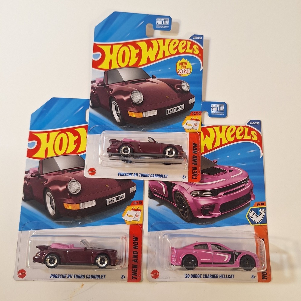 2025 Hot Wheels Porsche 911 Turbo Cabriolet & 20 Dodge Charger Hellcat